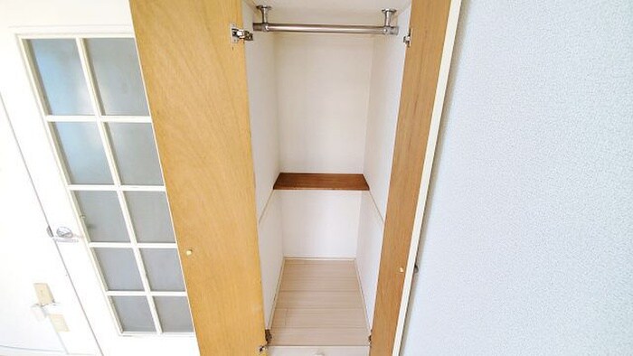 物件内観写真10　(収納)