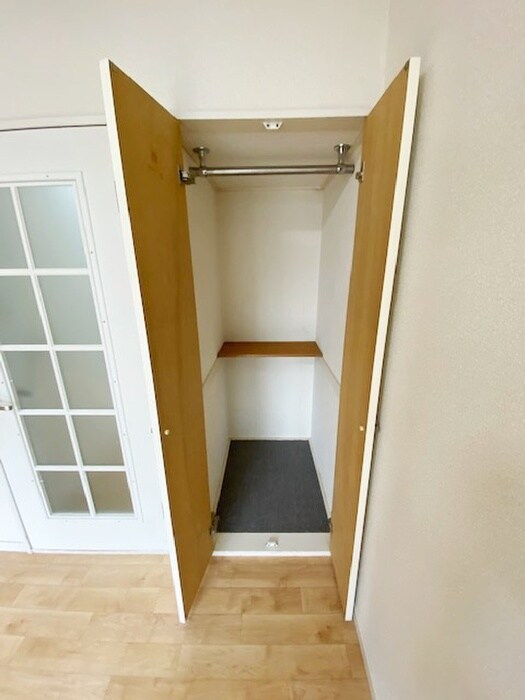 物件内観写真13　(収納)