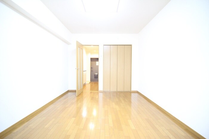 物件内観写真11　(室内からの展望)