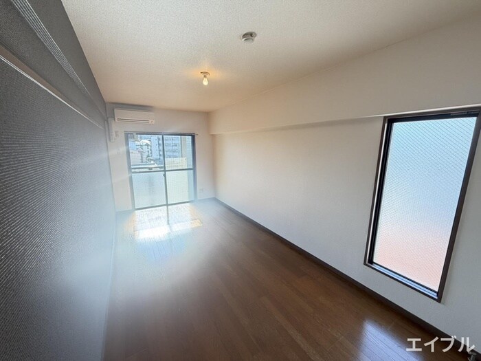 物件内観写真14　(室内からの展望)