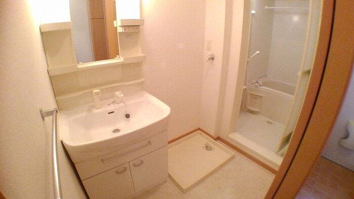 物件内観写真13　(洗面)