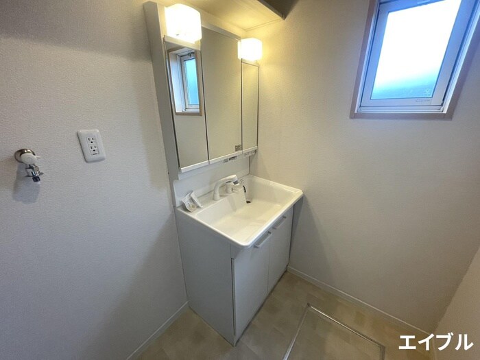 物件内観写真11　(洗面)