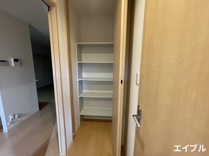 物件内観写真19　(収納)