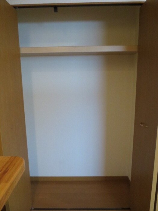 物件内観写真15　(収納)