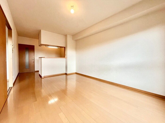 物件内観写真6　(居室)