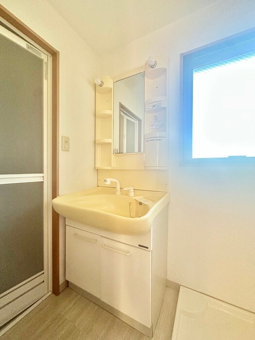 物件内観写真10　(洗面)