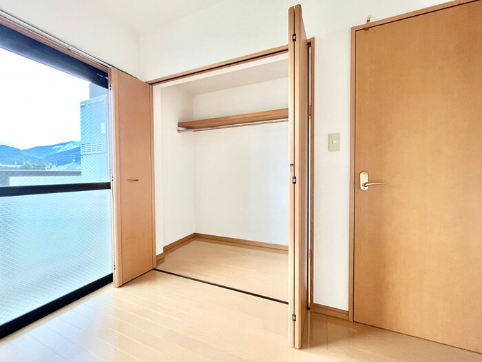 物件内観写真11　(収納)