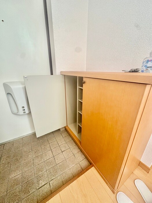 物件内観写真19　(靴箱)