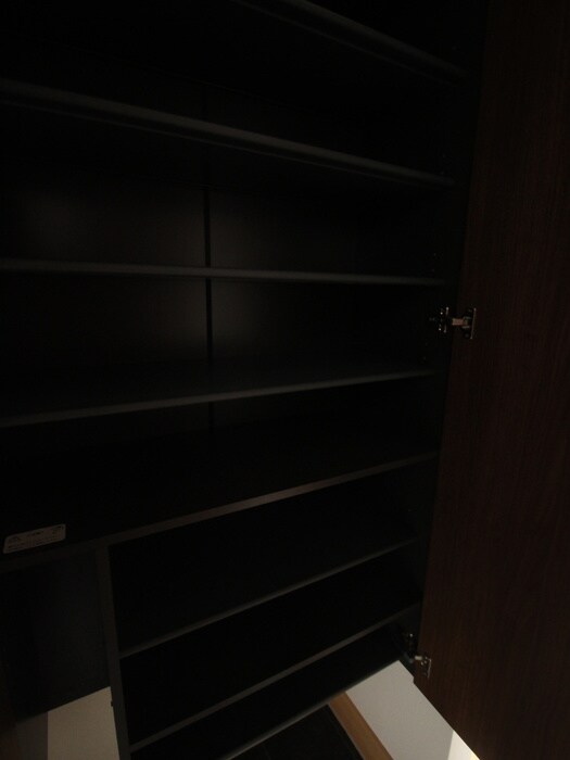 物件内観写真16　(玄関)