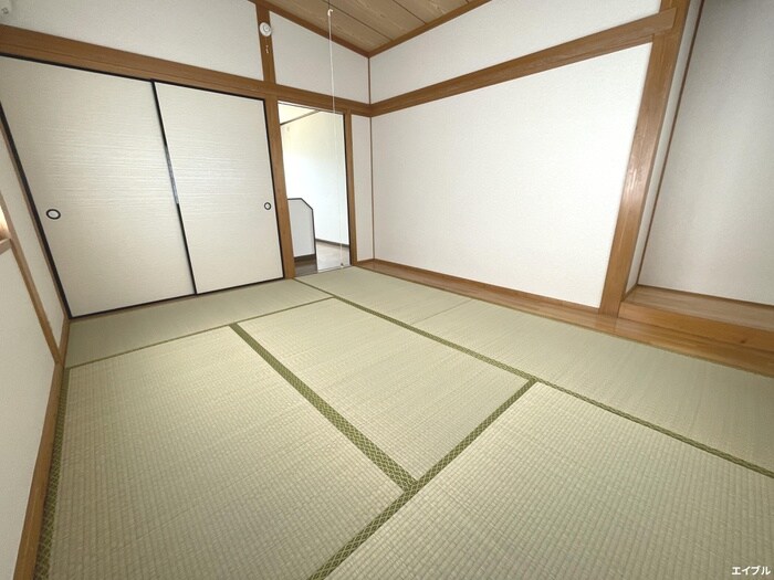 物件内観写真8　(居室)