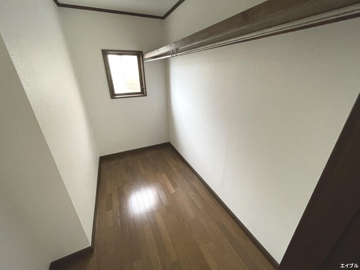 物件内観写真9　(収納)