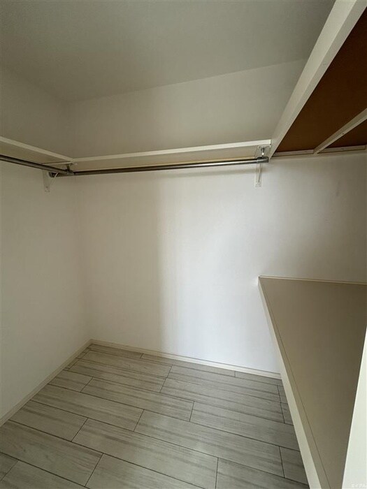 物件内観写真18　(収納)