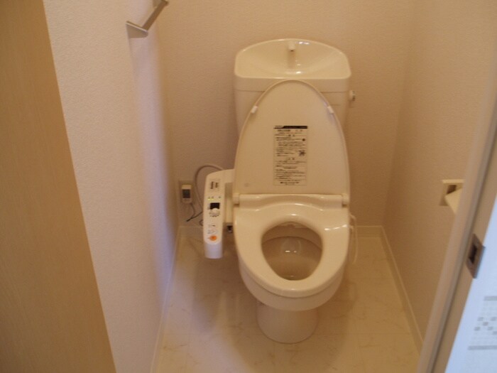 物件内観写真13　(トイレ)