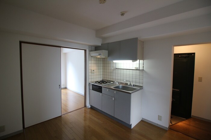 物件内観写真8　(居室)