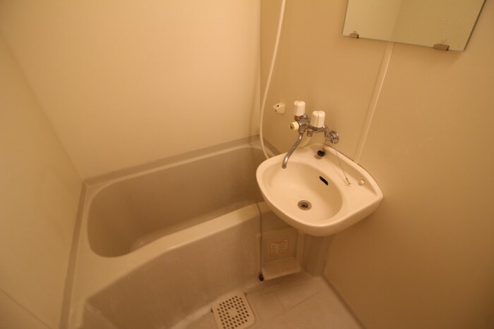 物件内観写真12　(バス／シャワールーム等)