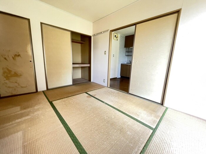 物件内観写真9　(居室)