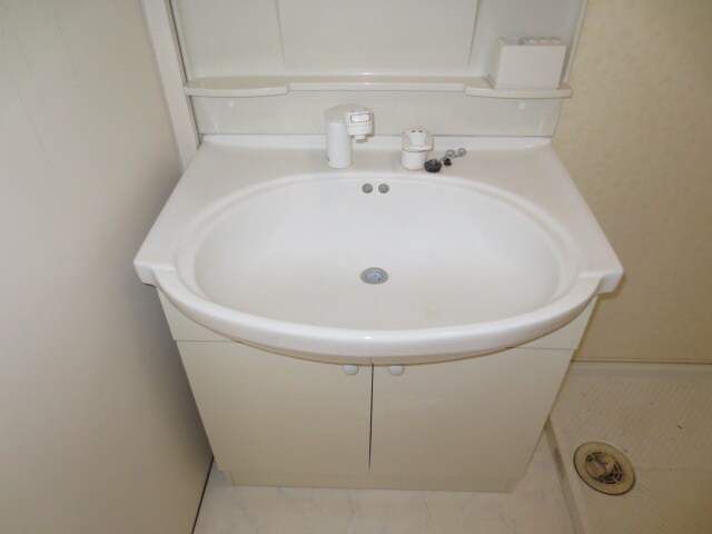 物件内観写真11　(洗面)