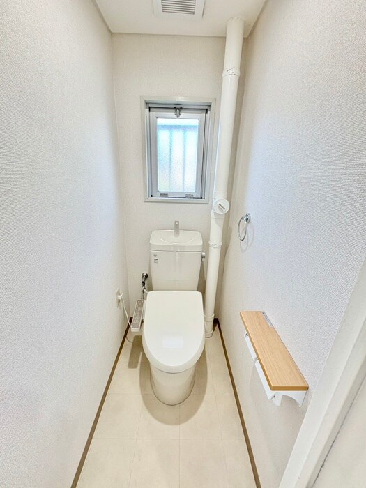 物件内観写真12　(トイレ)