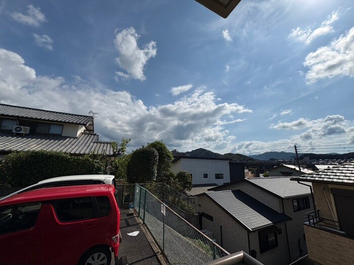 物件内観写真17　(室内からの展望)