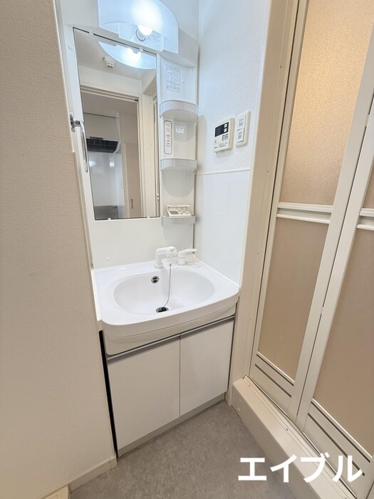 物件内観写真9　(洗面)