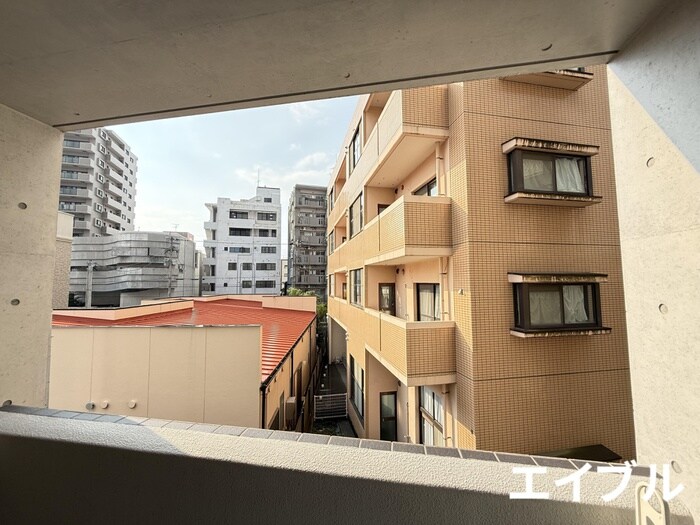 物件内観写真16　(室内からの展望)