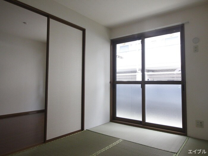 物件内観写真6　(居室)