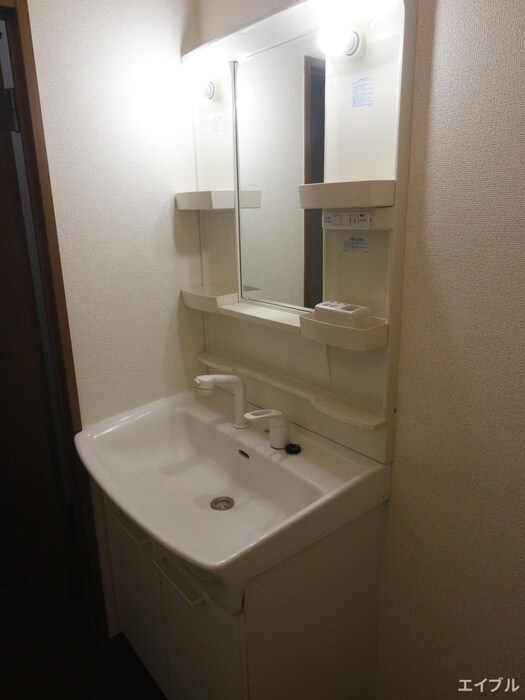 物件内観写真10　(洗面)