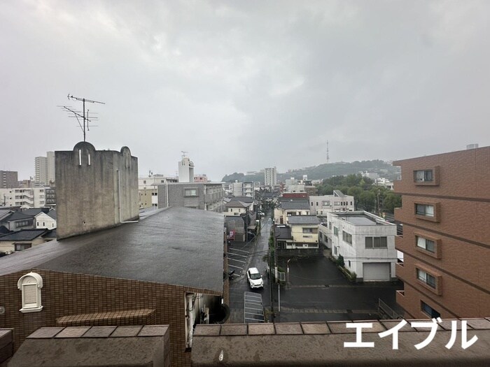 物件内観写真17　(室内からの展望)