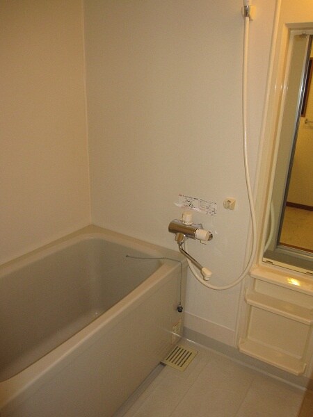 物件内観写真9　(バス／シャワールーム等)