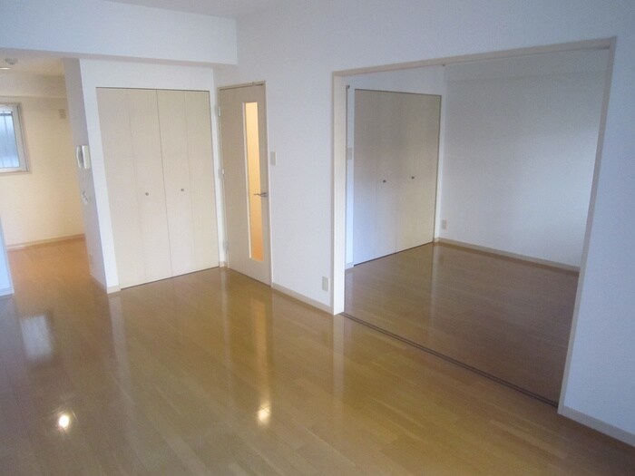 物件内観写真7　(居室)