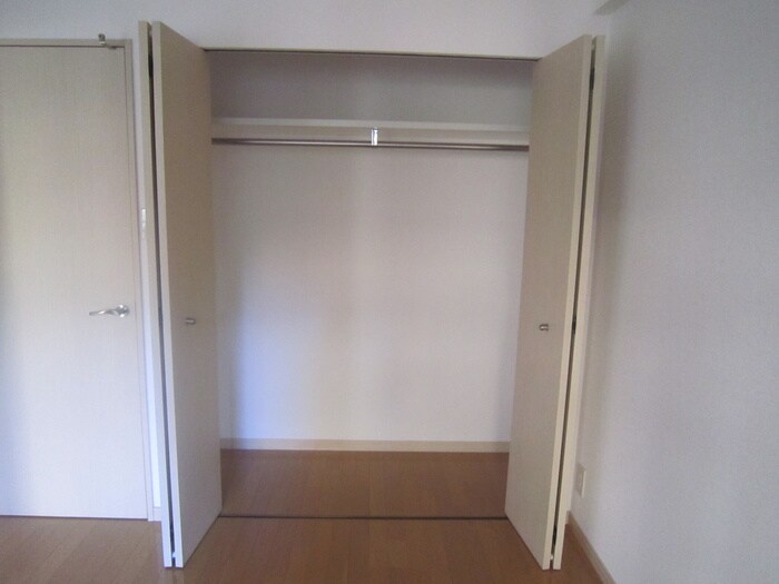 物件内観写真13　(収納)