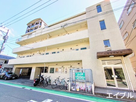 宮山ビル外観写真