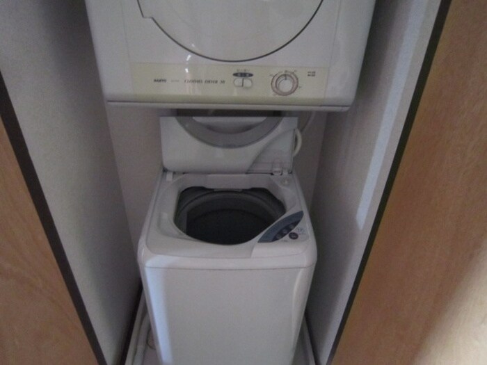 物件内観写真10　(洗濯機置場)