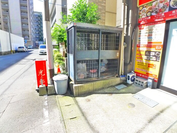 物件外観写真4　(建物設備)