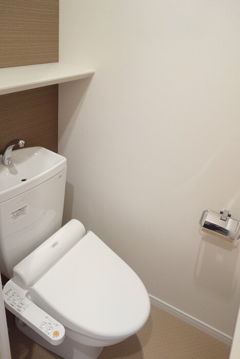 物件内観写真12　(トイレ)