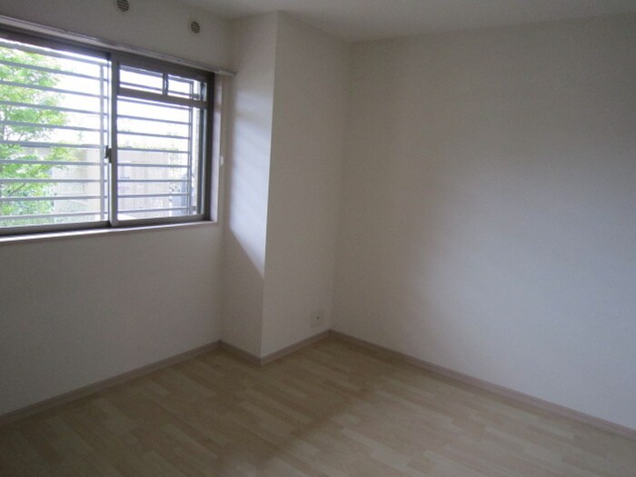 物件内観写真14　(居室)