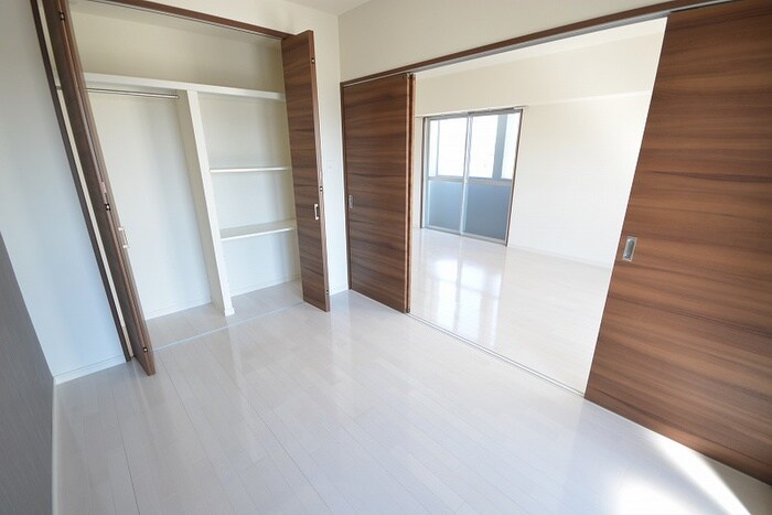 物件内観写真6　(居室)