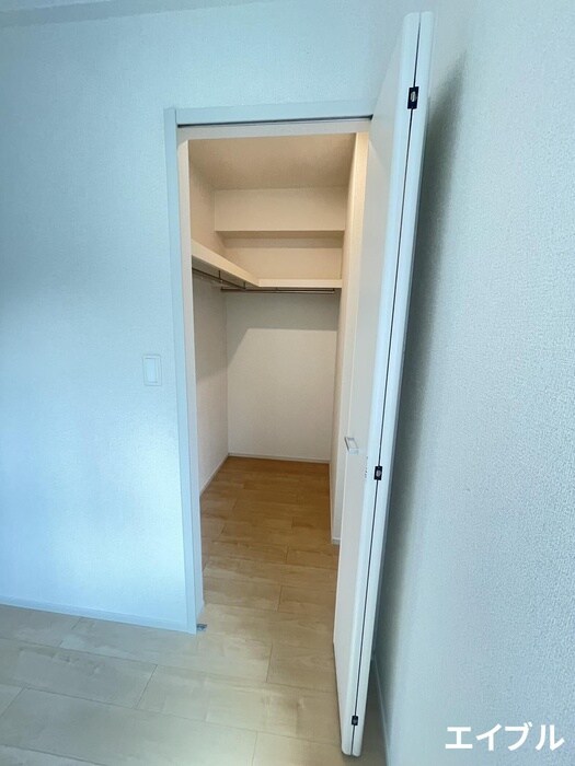 物件内観写真13　(収納)