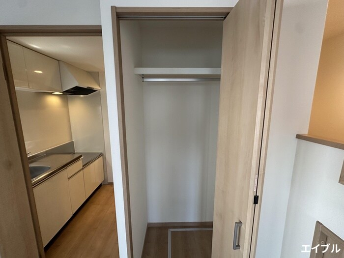 物件内観写真12　(収納)