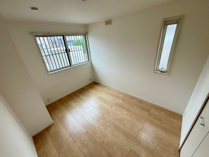 物件内観写真5　(居室)