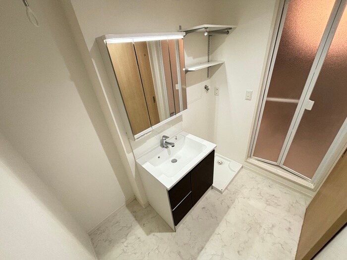 物件内観写真11　(洗面)