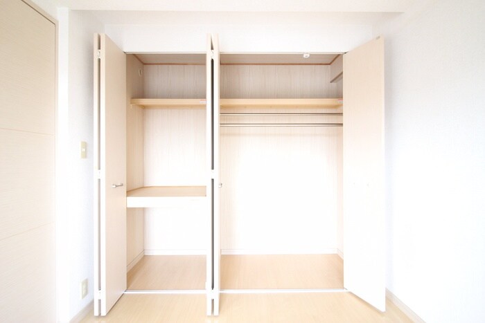 物件内観写真15　(収納)