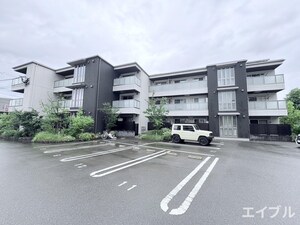 エスコ－ト光外観写真