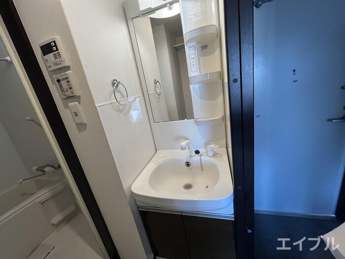 物件内観写真11　(洗面)