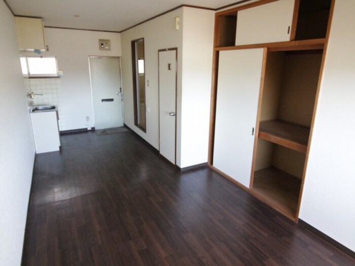 物件内観写真9　(居室)