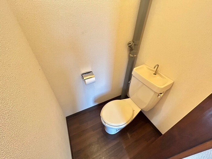 物件内観写真11　(トイレ)