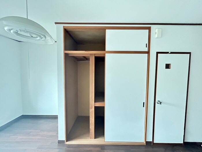 物件内観写真11　(収納)