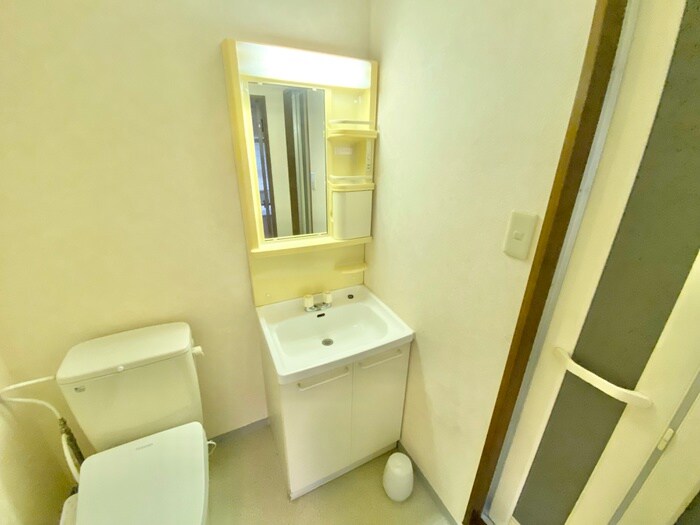 物件内観写真12　(洗面)