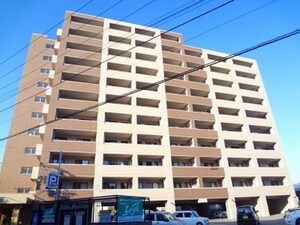 イースト フルハウス外観写真