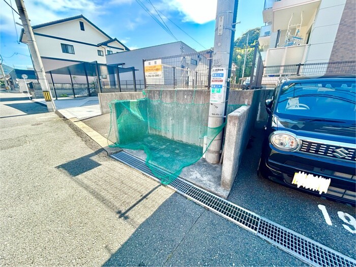 物件外観写真4　(建物設備)